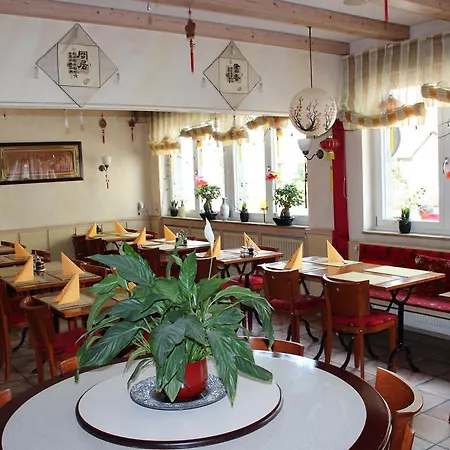 מלון Hotel-zahringerstube